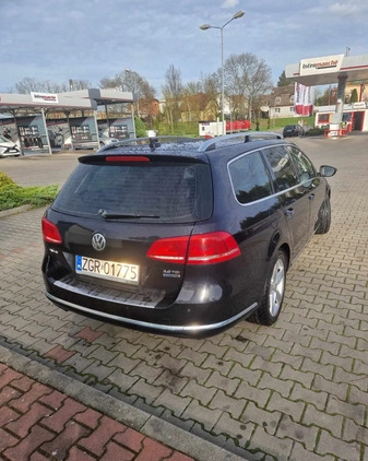 Volkswagen Passat cena 36000 przebieg: 322600, rok produkcji 2012 z Gryfino małe 106